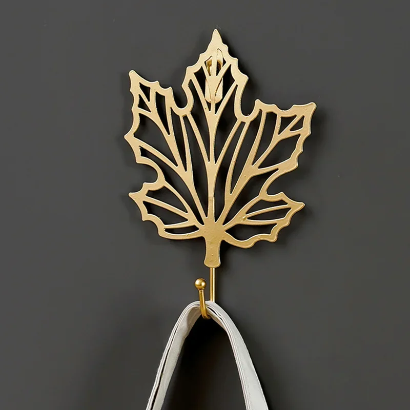 Luxury Gold Leaf Shape Hanging Hooks Punch-Free Wall Hanger Hanging Storage Rack Towel Watch Bag Key Self Adhesive Household