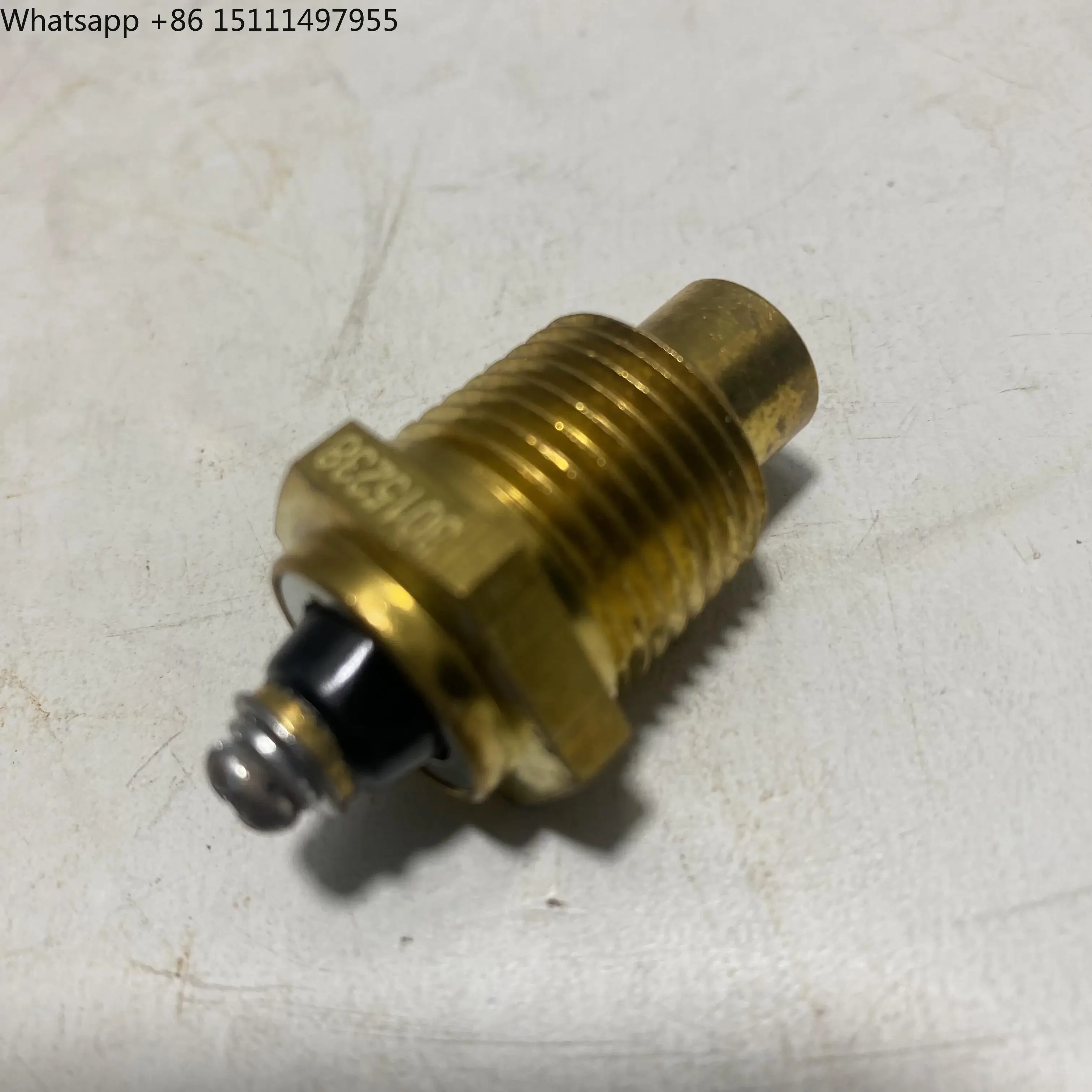 Cummins K19 Kta19 Qsk19 Temperature Switch 3015238 3913628 Water Coolant Temp Sensor Marine  Engine Generator Set Part