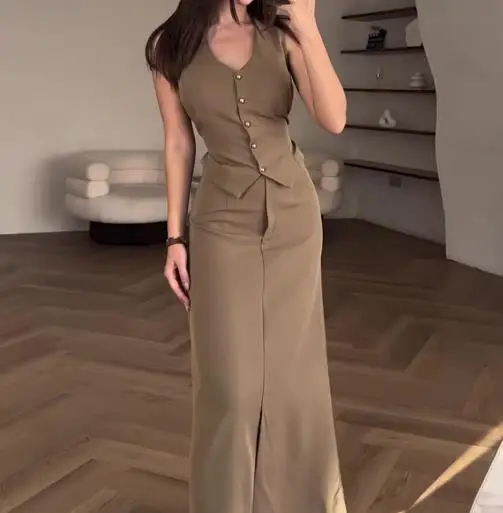 Весна/Лето 202, новая женская одежда, элитный коричневый костюм в стиле ретро, майка, полуюбка, темпераментный комплект из трех предметов