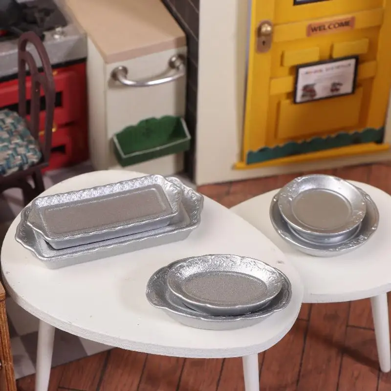 6Pcs 1/12 Dollhouse Silver Dinner Plate Food Tray Model Dollhouse Kitchen Tableware Decoration Toy Dolls House Accessories