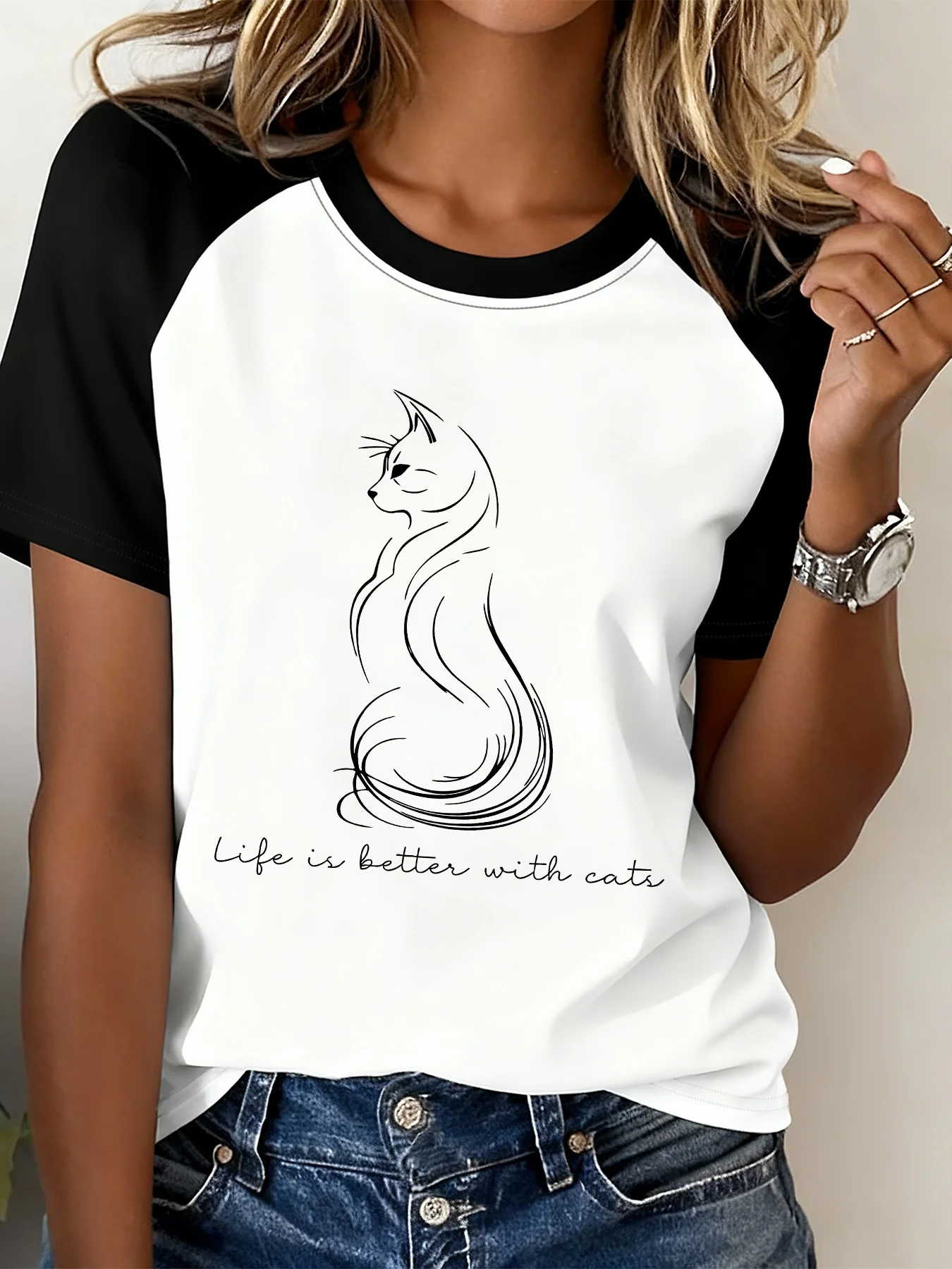 Fashionable T-Shirt with Black and White Color Combination, Simple Line Art Cat Print, Raglan Sleeves, and Fun English Slogan Casual Top