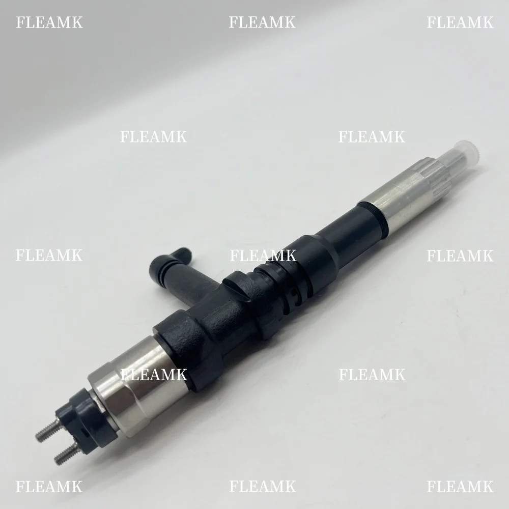 High Quality Diesel Common Rail Injector 095000-6070 6251-11-3100 for Komatsu FC450-8 WA480 6D125