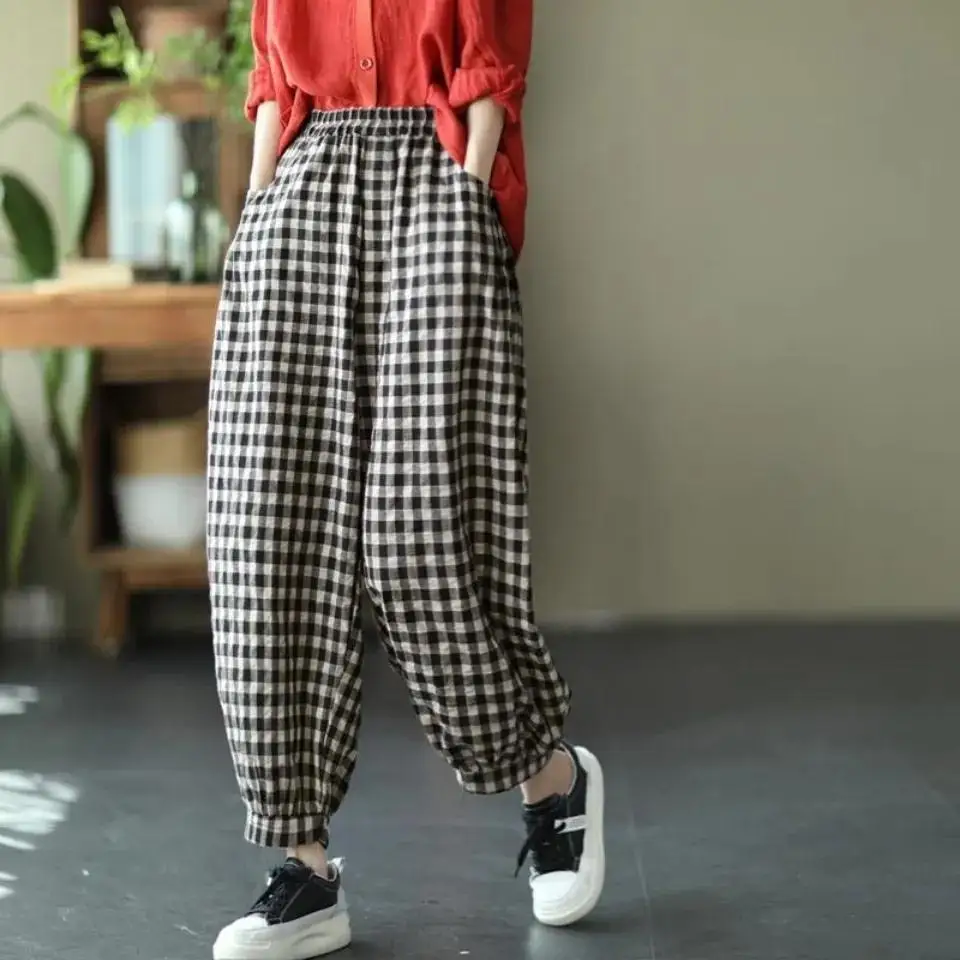2022New Spring Vintage Plaid Flax Loose High Waist Bloomers Women\'s All-match Pocket Thin Elastic Waist Harem Femme Casual Pants
