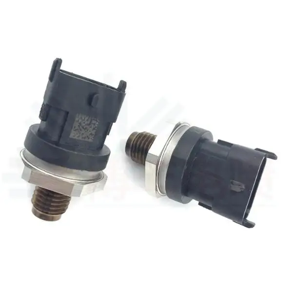 

New Fuel Rail Pressure Sensor For Hyundai Tucson Elantra Santa Trajet KIA Carens Sportage Xtrek 2.0 CRDi 31401-27000 0281002909