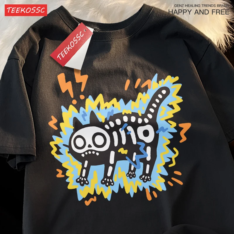 เสื้อยืดคู่รักลายแมวช็อตไฟฟ้า แบรนด์เทรนดี้ ผ้าฝ้ายแท้ ทรงหลวม แขนสั้น สำหรับผู้ชายและผู้หญิง ลายหัวกะโหลกแมว สไตล์ดั้งเดิม สนุกสนาน เหมาะสำหรับฤดูร้อน