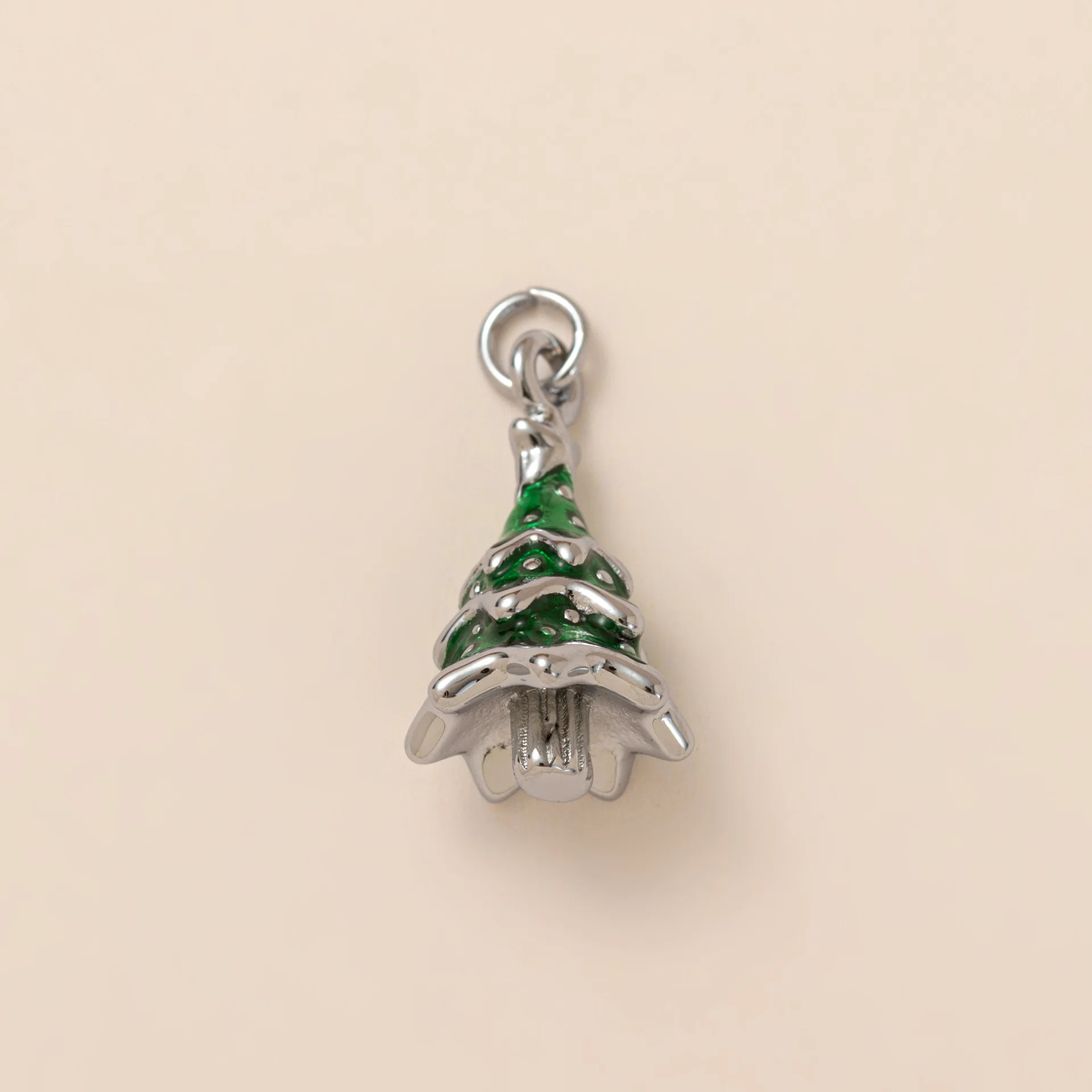 Weihnachtlicher Mode-Anhänger aus Edelstahl in Goldfarbe für Frauen, Schneeflocken-Charm für DIY-Armbänder und Halsketten-Zubehör – Detail 6