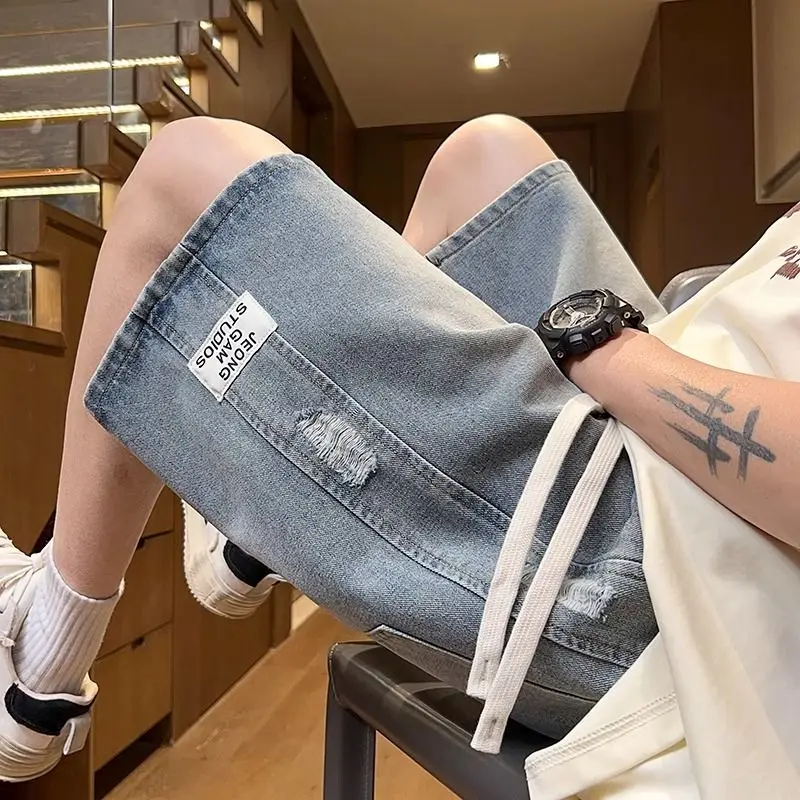 2026 Trendy Men's Washed Denim Shorts Summer Loose Fit Casual Breathable Mid Length Vintage Blue