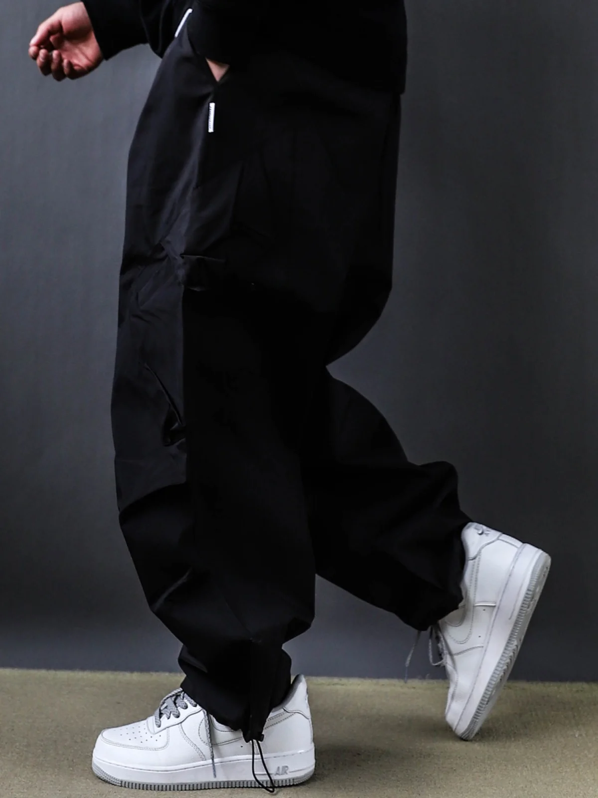 عالية الجودة الشباب عارضة السراويل البضائع ربيع الخريف جديد Sle فضفاضة تناسب عمال السراويل للرجال مع كيتس Bla