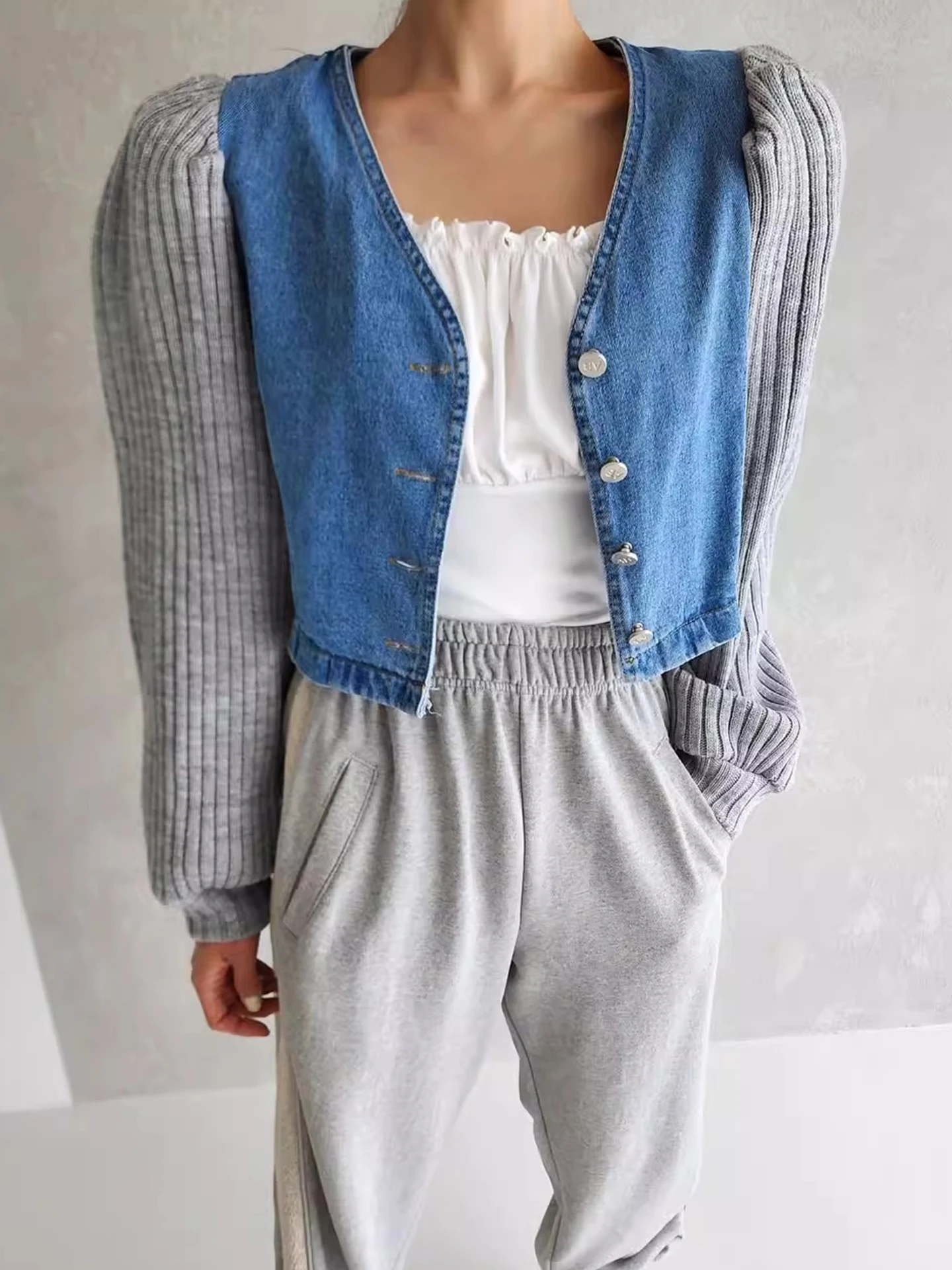 

Chic Autumnal Vintage ort Denim Jaet with Knitted Long Sves V-Ne Color Blo Design for Women Commute Sle