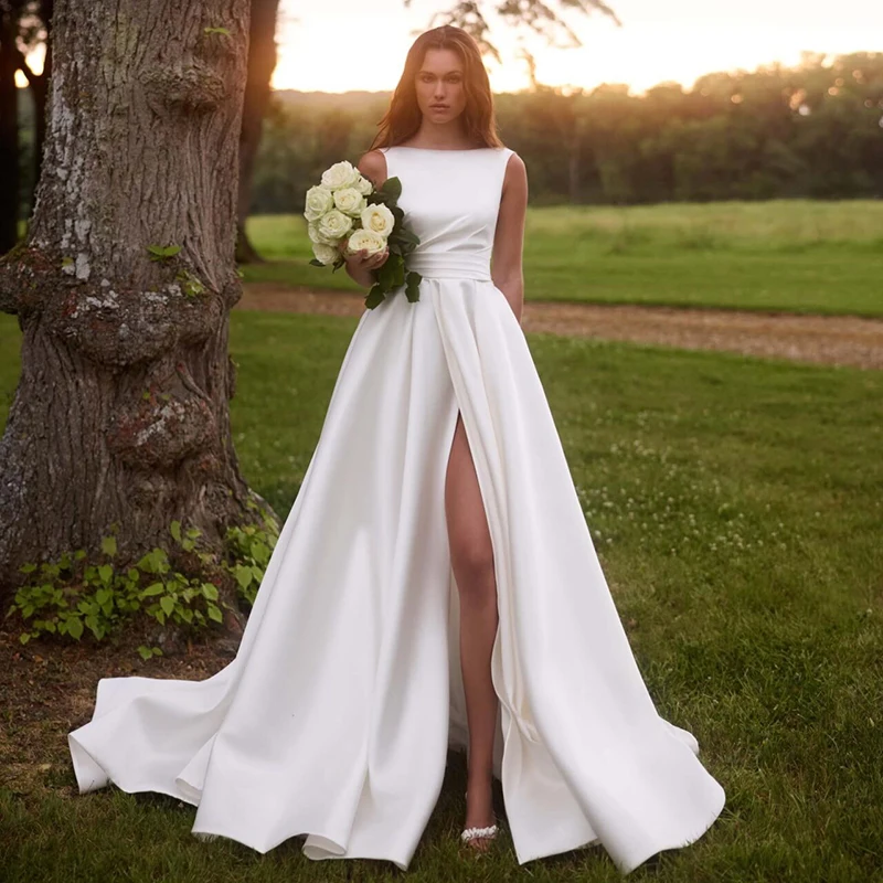

Eightree Princess A-Line Wedding Dresses Simple Sleeveless O-Neck Side Slit Bridal Dress 2026 Wedding Ball Prom Gowns Customized