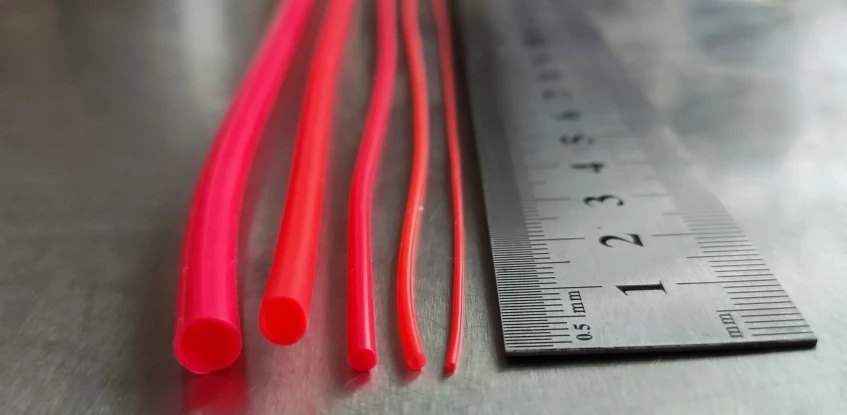 Biomimetic high elasticity microsurgical blood vessels simulation model microvascular anastomosis suturing End to side bridging