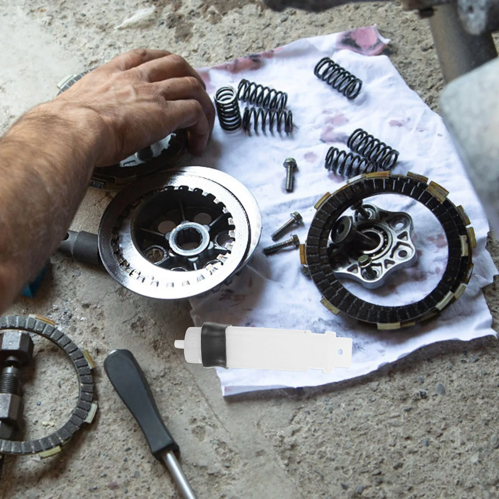 

Engine Coolant Expansion Tank 200ml for Scrambling Dirt Bike Antifreeze Overflow Container Off-Road Motorcycle Modification