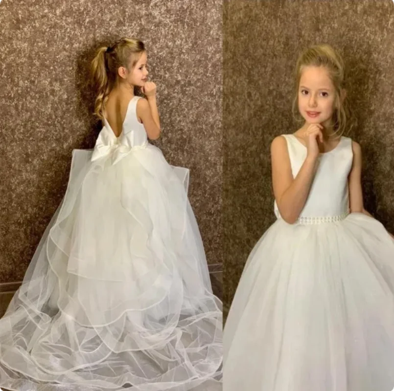 

A-Line Flully Tiered Flower Girls Dress Floor Length Children Wedding Party Gowns Kid Princess First Communion Dress with Train