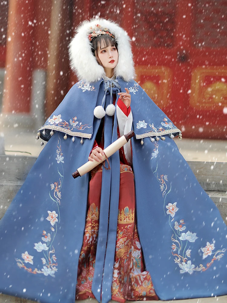 

Winter Autumn Coat Chinese Traditional & Ancient Female Elegant Embroidered Cloak Han Tang Song Ming Dynasty Female Hooded Cape