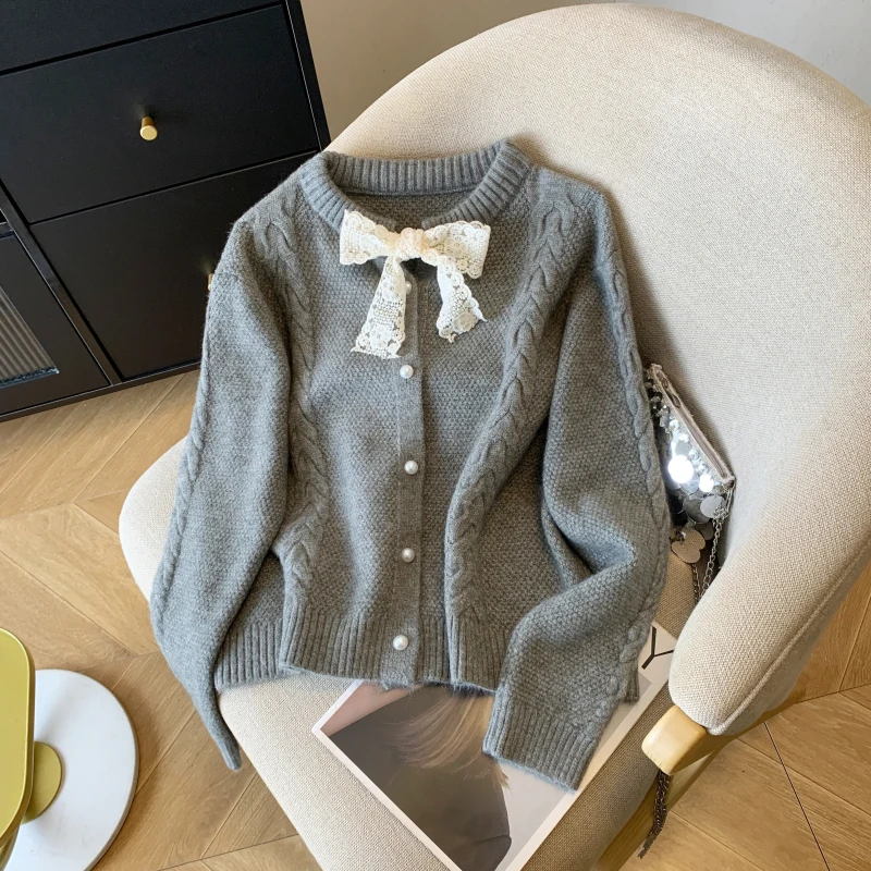 

2025, новинка, осень, зима, корейский, стиль, свитер, шикарный, сексуальный, с круглым вырезом, бантом, пуговица, женский, с длинным рукавом, вязаный, кардиган, топы, 592305