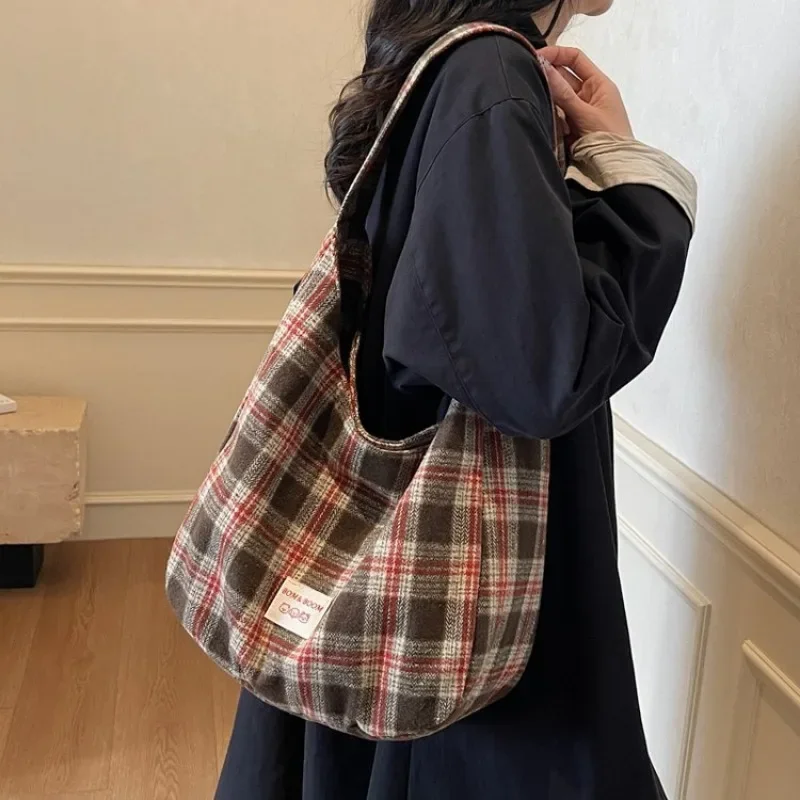 スタイリッシュなヴィンテージおむつバッグ、ハンドバッグ、トートバッグ、クロスボディバッグ、週末の外出用、絶妙で魅力的、可憐で上品、実用的、日常使いに。