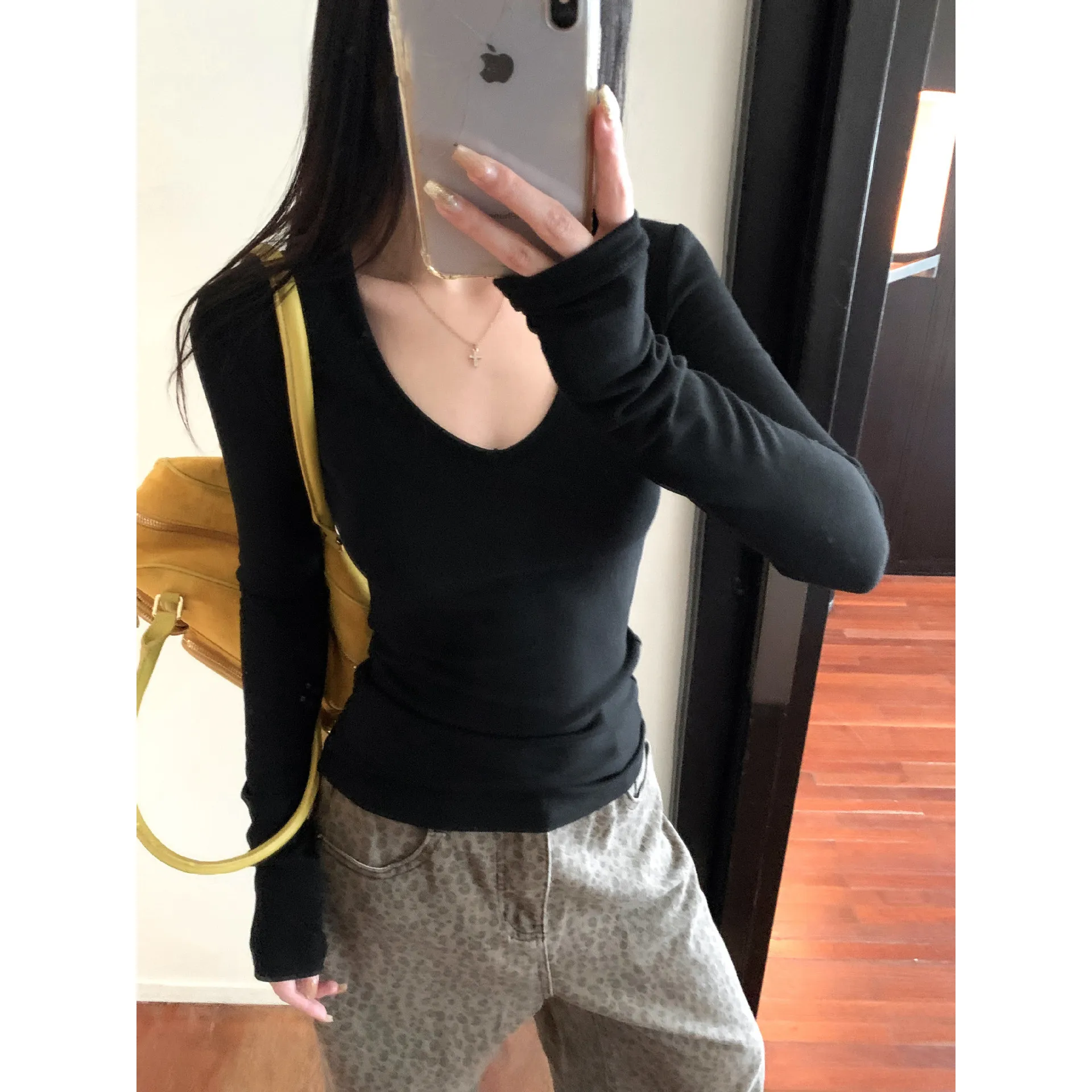 Camiseta Interior de Manga Larga con Cuello en V, Corte Ajustado, para Mujer, Otoño Invierno, Versátil, Estilo Princesa Pican...