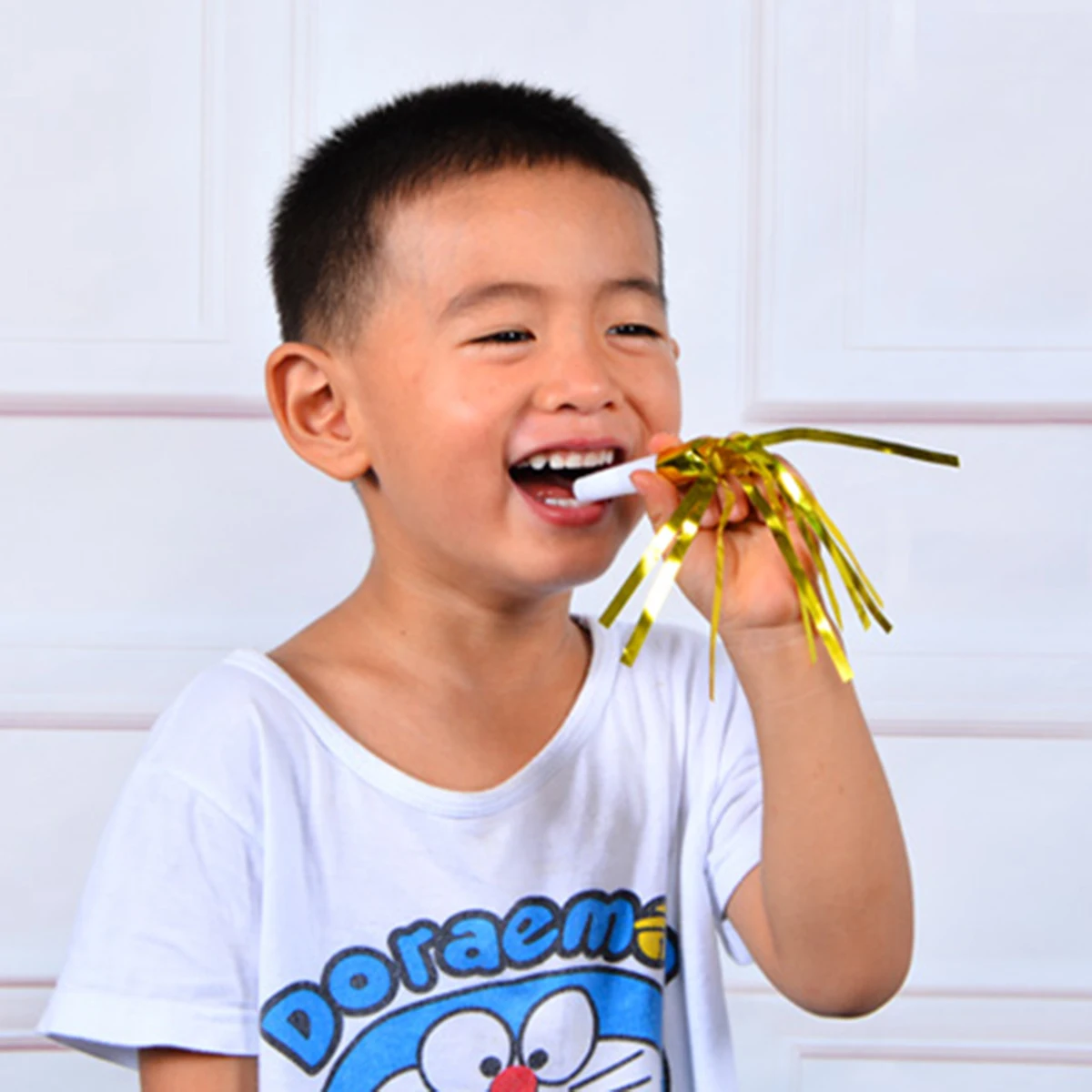 

12pcs Random Whistle 16x8x1.5cm Plastic Fringe Party Blowouts Noisemaker Toys Christmas Birthday Parties