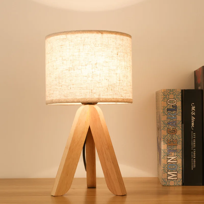 Lampe de chevet LED en bois avec trépied, lampe de table, abat-jour en lin, chambre et salon, ampoule non incluse, lampe de table d'éclairage, ZK60