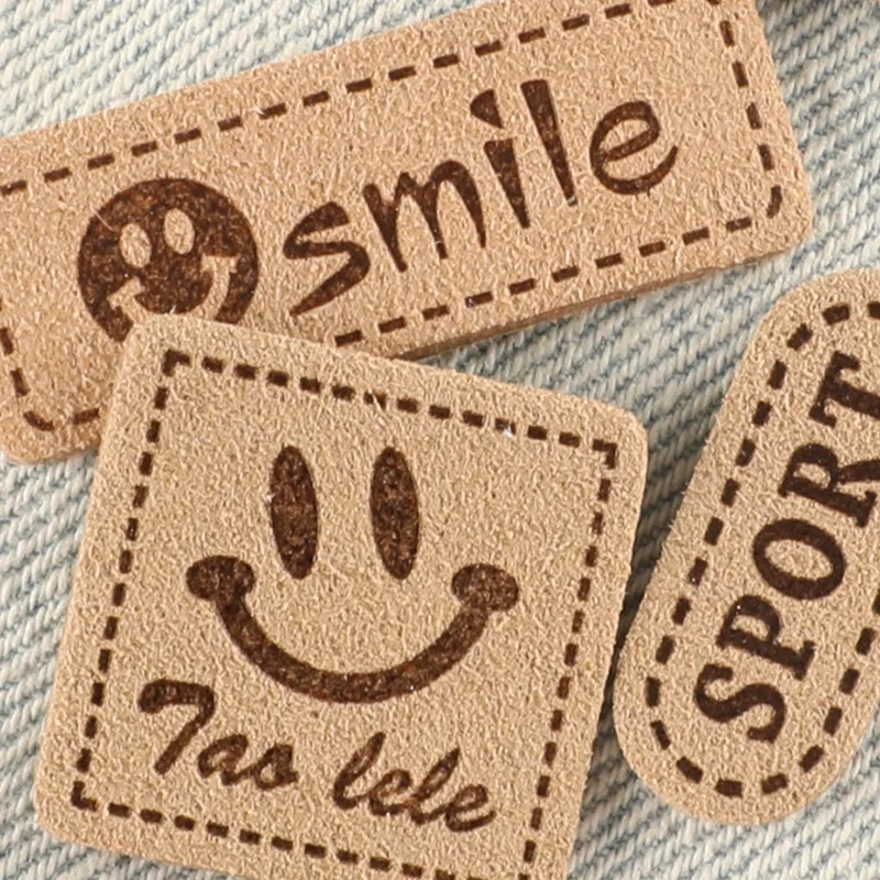 5Pcs Printed Cloth Label Trademark Clothing Accessories DIY Patch Shoes Hat Bags Accessories English Letter Leather Label Cloth