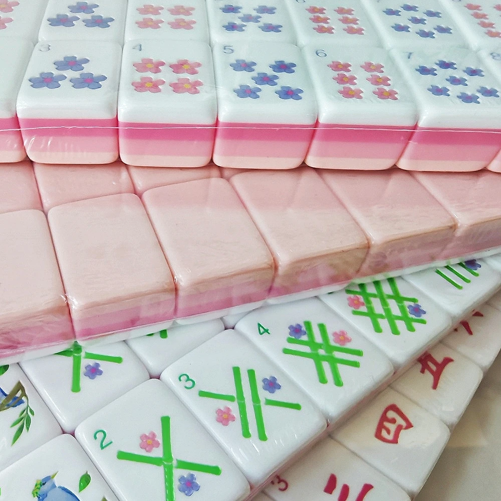 Hibiscus Powder American Mahjong Set 4-Layer Luxury Acrylic Mahjong Tiles Engraved Travel Mah Jongg Sets Adult Board Games Gifts