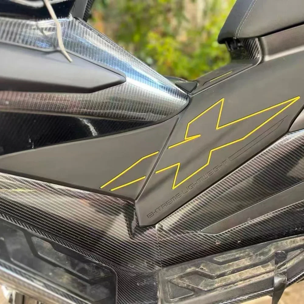 Thickened rubber fuel tank sticker for 2026 ZONTES 150X motorcycle, a protective film for scratch-resistant body parts.