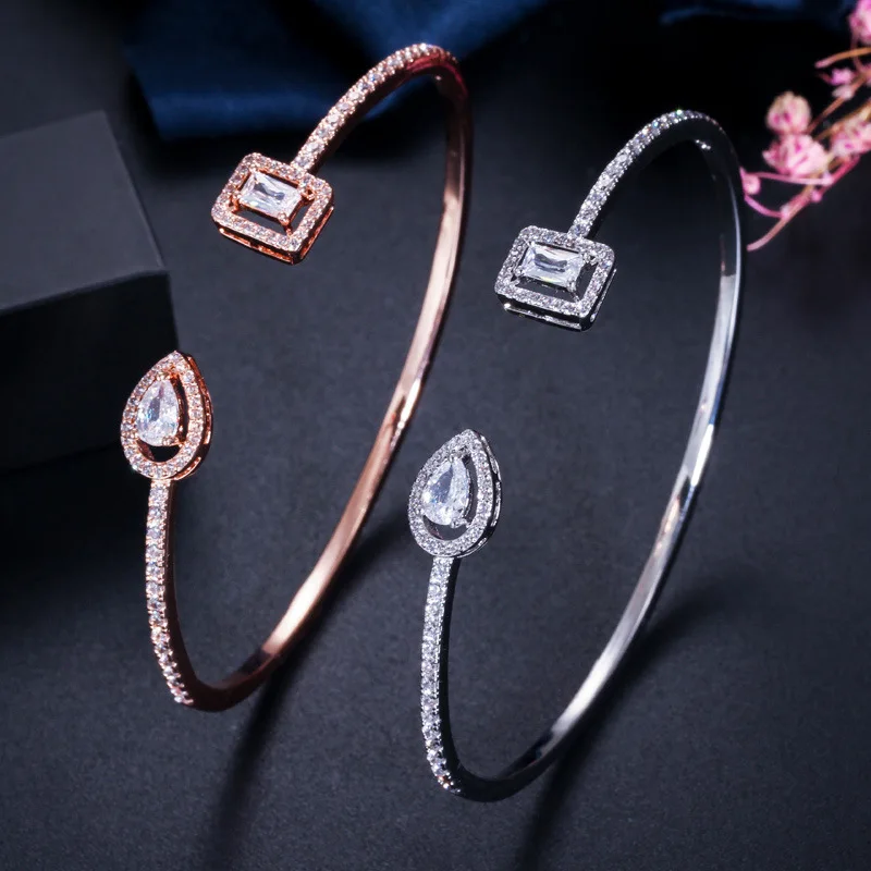 Women's Micro-set AAA Zircon Open Bangle Zircon Bracelet Fashionable Unique Jewelry Accessory for Parties And Birthdays