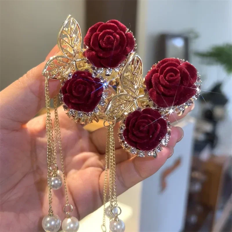 Vintage Female Elegant Red Flocked Rose Tassel Grab Clip New Girls Ponytail Claw Crab Clip Delicate Hair Clip Hair Accessories