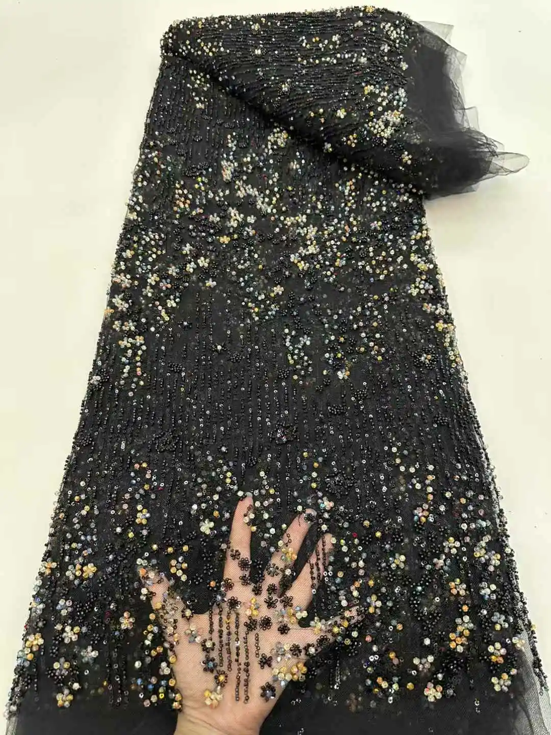 アフリカナイジェリアビーズフレンチメッシュレーススパンコール高品質 2025 刺繍レーススパンコールレースのウェディングドレスの女性