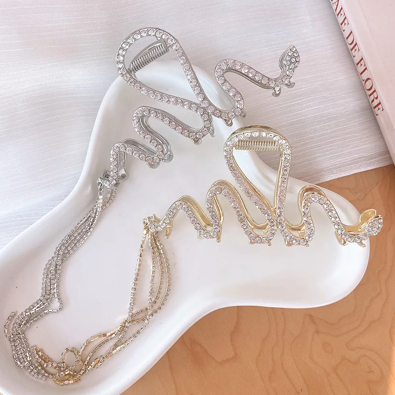 Metal Crystal Snake Hair Claw For Women New Crab Clip Elegant Shark Clip Barrette Headdress Hairpin Fashion Hair Accessories