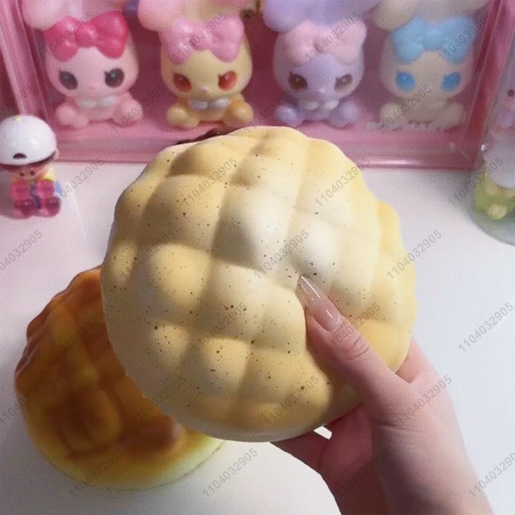 Pineapple Bun Squishy Slow Rising Toy Chocolate Pineapple Bread Slow Rebound Fidget Toy Anti Stress Release Hand Relax Gift Toy