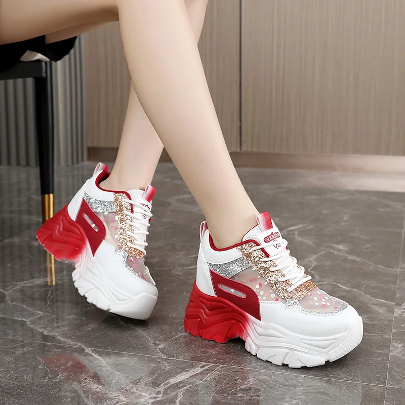 

Women's Thick-Soled Sneakers, 2025 New Autum Lightweight Thick-Soled Shoes, Suitable for Spring and Autum Sports Style, Women's Lace-Up Shoes Zyb801