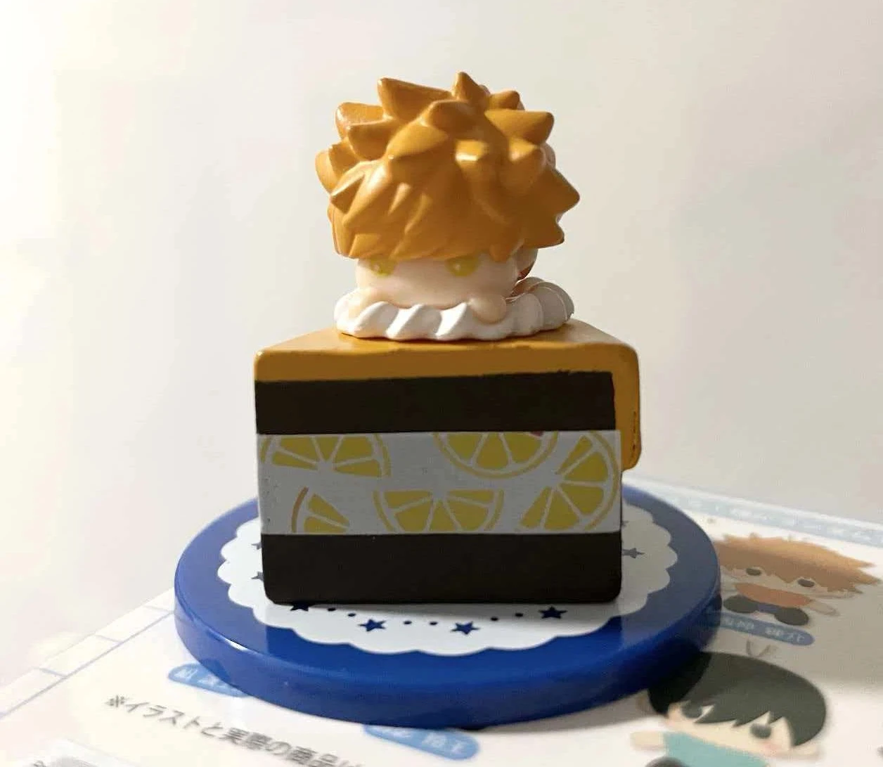 

4cm Anime Figure Blue Lock Cake Theme Blind Box Kawaii Action Figure Model Desktop Ornament Birthday Surprise Gift For Fans