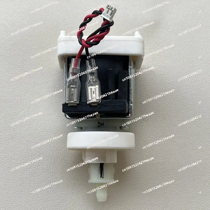 

Suitable for Cleaning Robot N9+ DVX45 DVX49 Water Pump Motor ET HF DC12V 21W Electromagnetic Pump