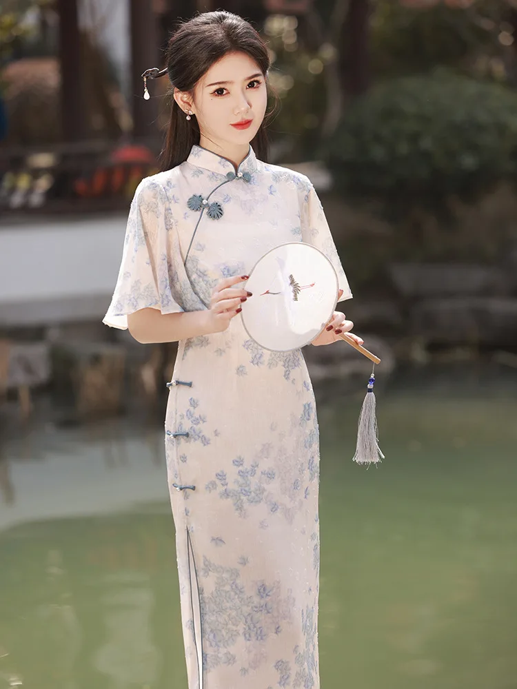 Mandarin Collar Vintage Flying Sleeve Cheongsam Evening Party Gown Satin Traditional Chinese Style Qipao