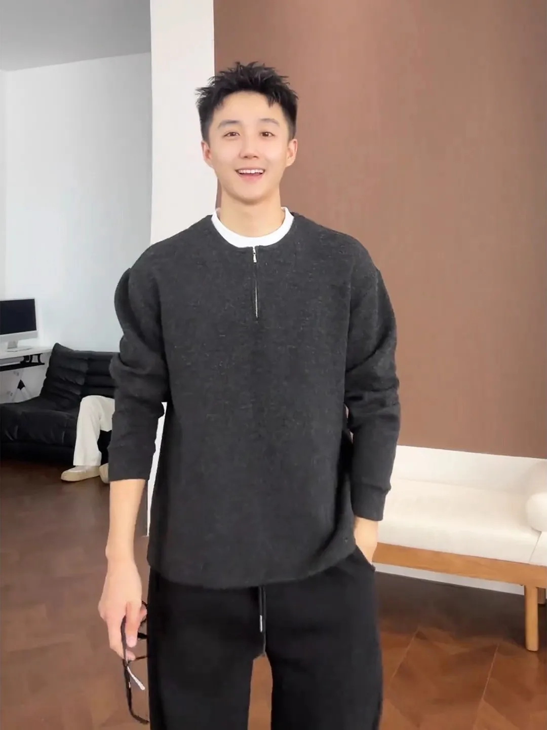 

Мужской свитшот свободного кроя с V-образным вырезом и молнией, повседневный, в американском стиле, для осени и зимы