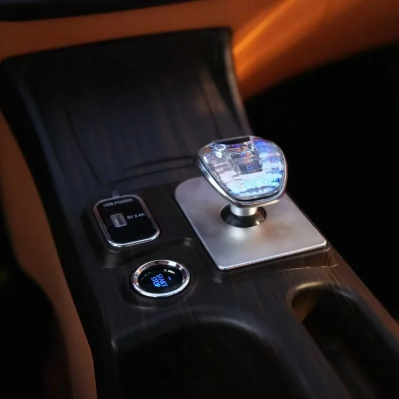 سكوتر الزيت والكهرباء ثنائي الغرض 2025 كهربائي جديد بأربع عجلات مغلق بالكامل