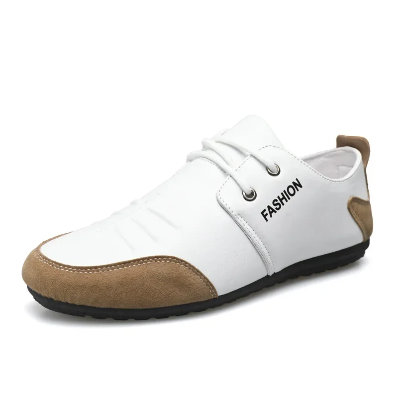 Zapatos planos de cuero de ocio para hombre, calzado blanco de tendencia de verano, zapatillas informales suaves transpirables, zapatos de guisantes británicos