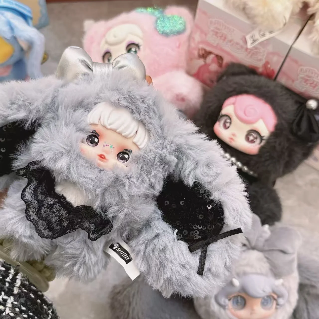 

Оригинальная сумка Yomi, кулон, плюшевый кролик, парк развлечений, модная слепая коробка, фигурка, украшение, милая кукла, украшение для девочек, подарки