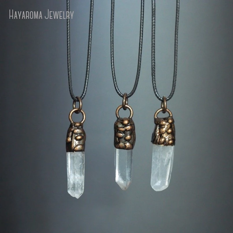

10Pcs Wholesale Pillar Point Clear Crystal Leather Rope Antique Bronze Color Necklace NM49660