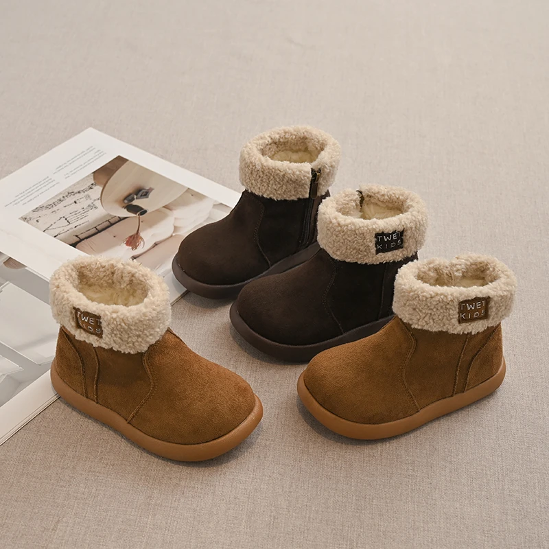 

Теплые зимние сапоги для маленьких девочек, новинка 2023 года, зимние детские кожаные ботинки с плюшевой подкладкой, нескользящие универсальные шикарные школьные сапоги для игр на открытом воздухе