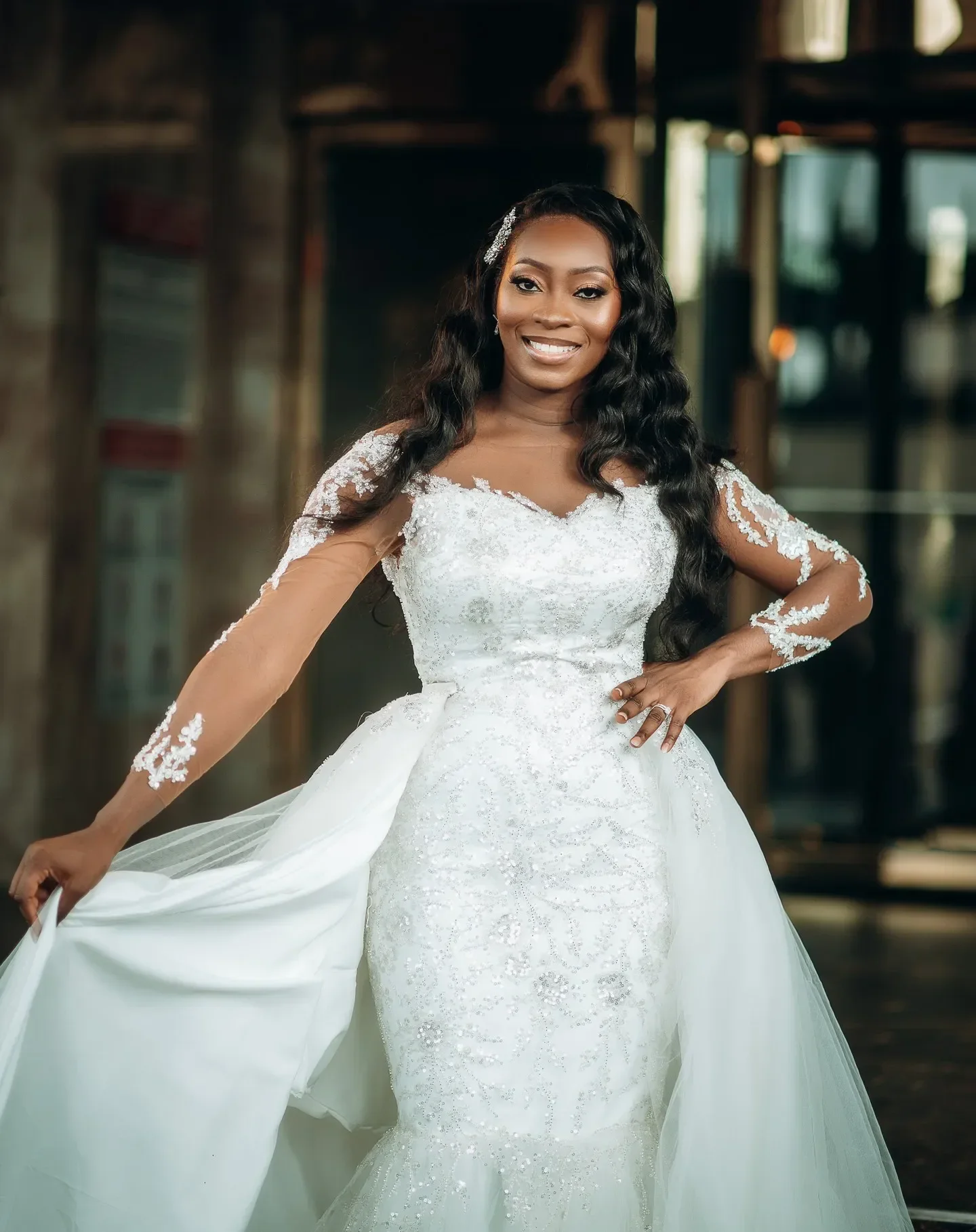 Flavinke personnalisé col transparent paillettes Appliques robes de mariée sirène avec jupe amovible manches longues robes de mariée africaines