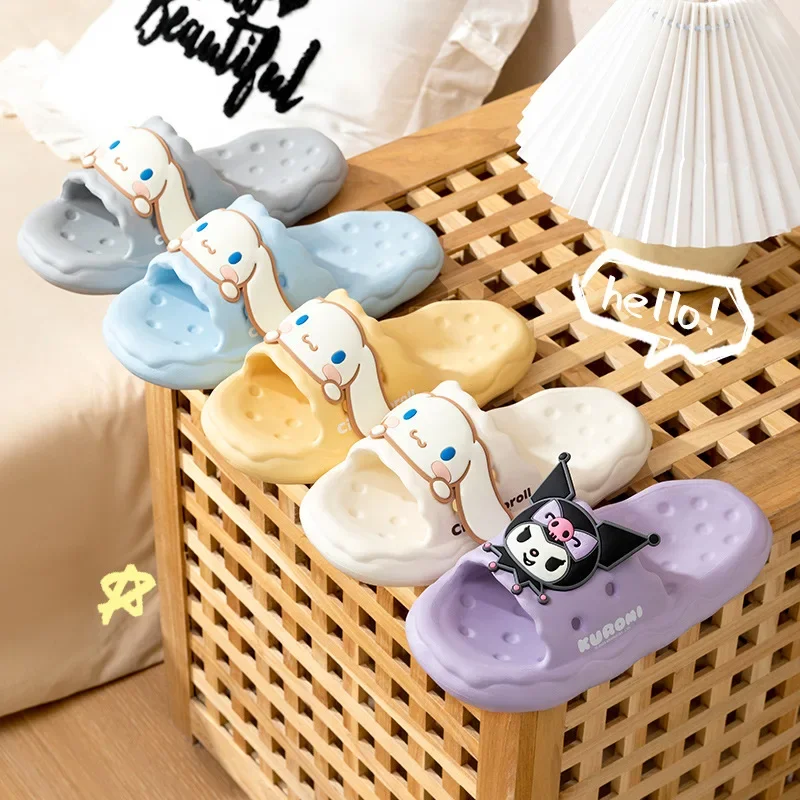 

Sanrio cartoon summer kulomi yugui dog thick bottom slippers non-slip home loose slippers low net price