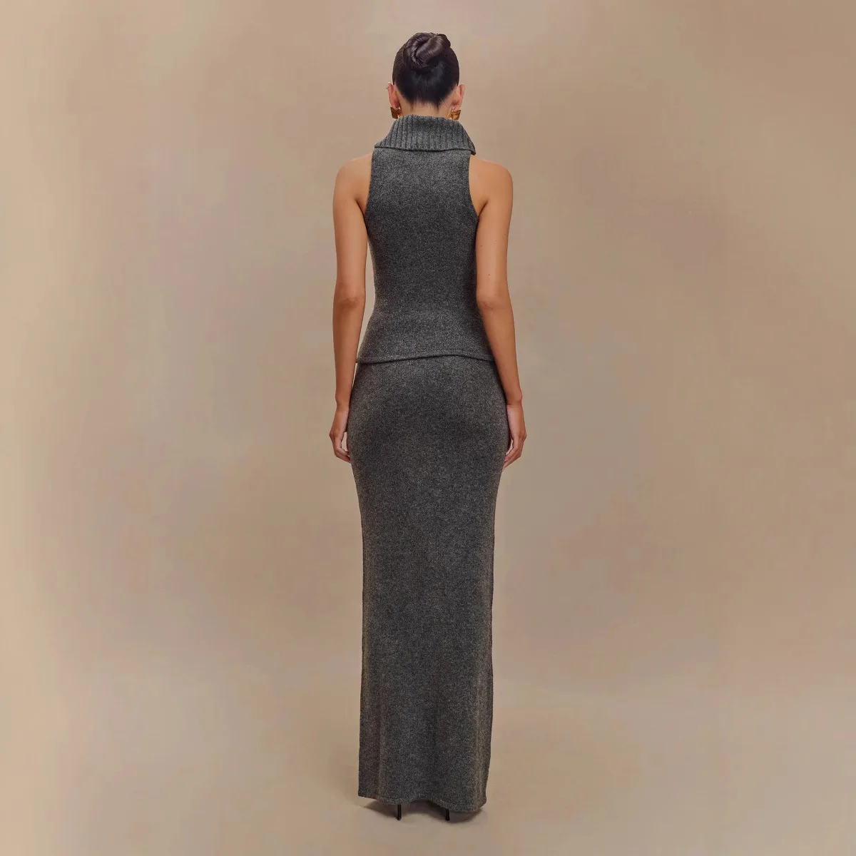 Simple and Sexy Solid-color Knitted High-neck Vest Skirt Set That Is A Bestseller in Cross-border Sales From Europe and America