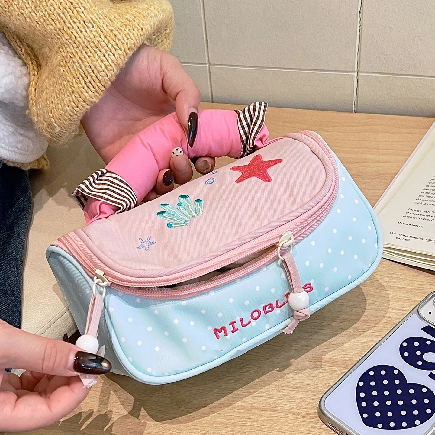 Sweet Color Blocked Makeup Bag For Women Large Capacity Travel Cute Toilet Bag Small Portable Outdoor Handheld Storage Bag