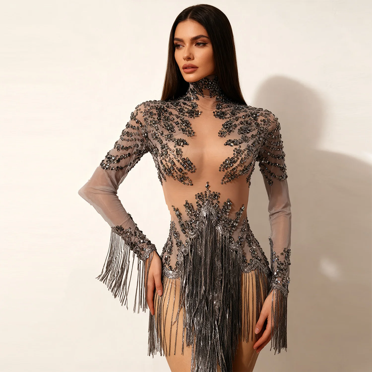 ชุดเดรสเต้นลาตินผ้าตาข่ายซีทรูคอสูงประดับคริสตัลสีเงินสำหรับผู้หญิง Tangshui ชุดจั๊มสูทแต่งขอบสำหรับงานปาร์ตี้ไนต์คลับ