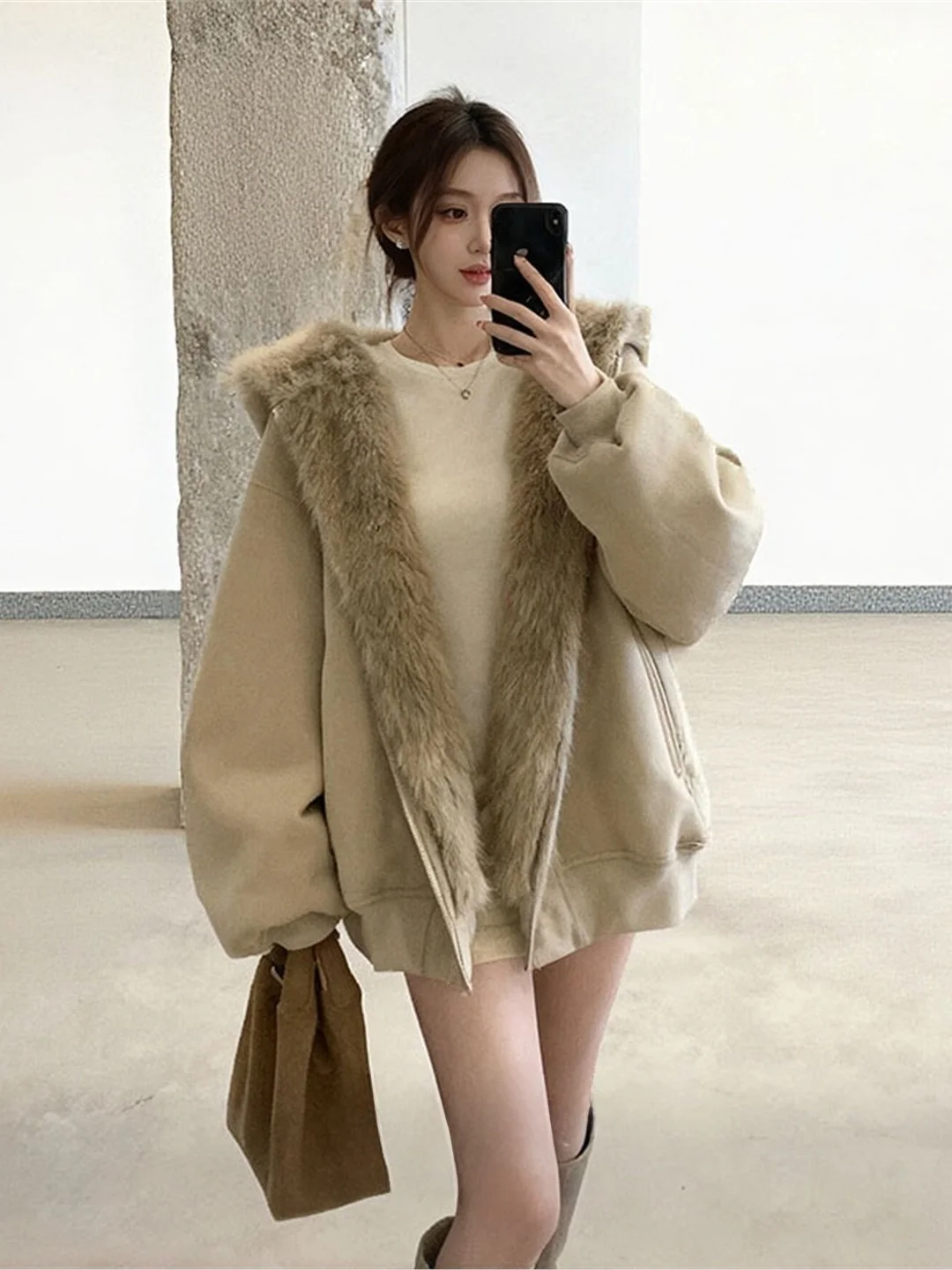 

Женская осенне-зимняя куртка-кардиган на флисовой подкладке с капюшоном и молнией, универсальная, теплая, однотонная, в корейском стиле, топ