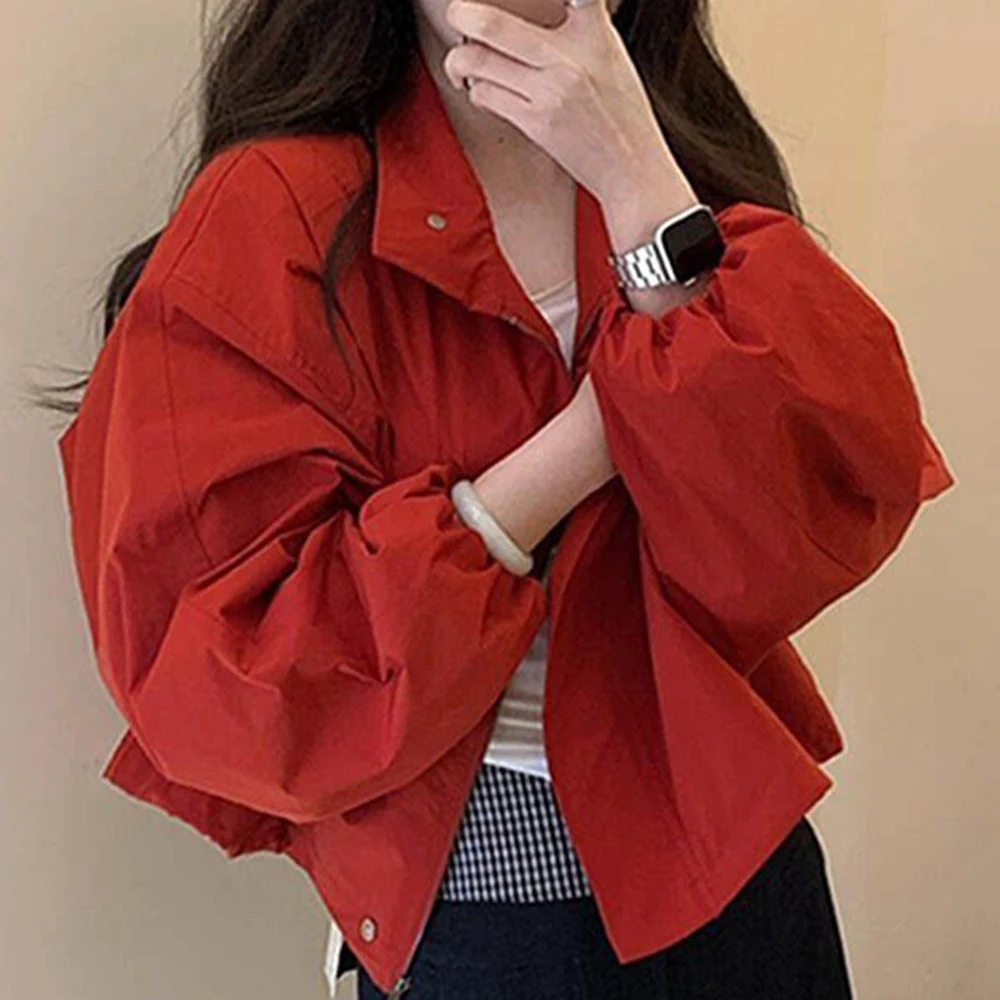 2026 Super Fire Age Reduction French Niche Non-collision Top Is Unique, Beautiful And Beautiful, High-end Red Coat Spring