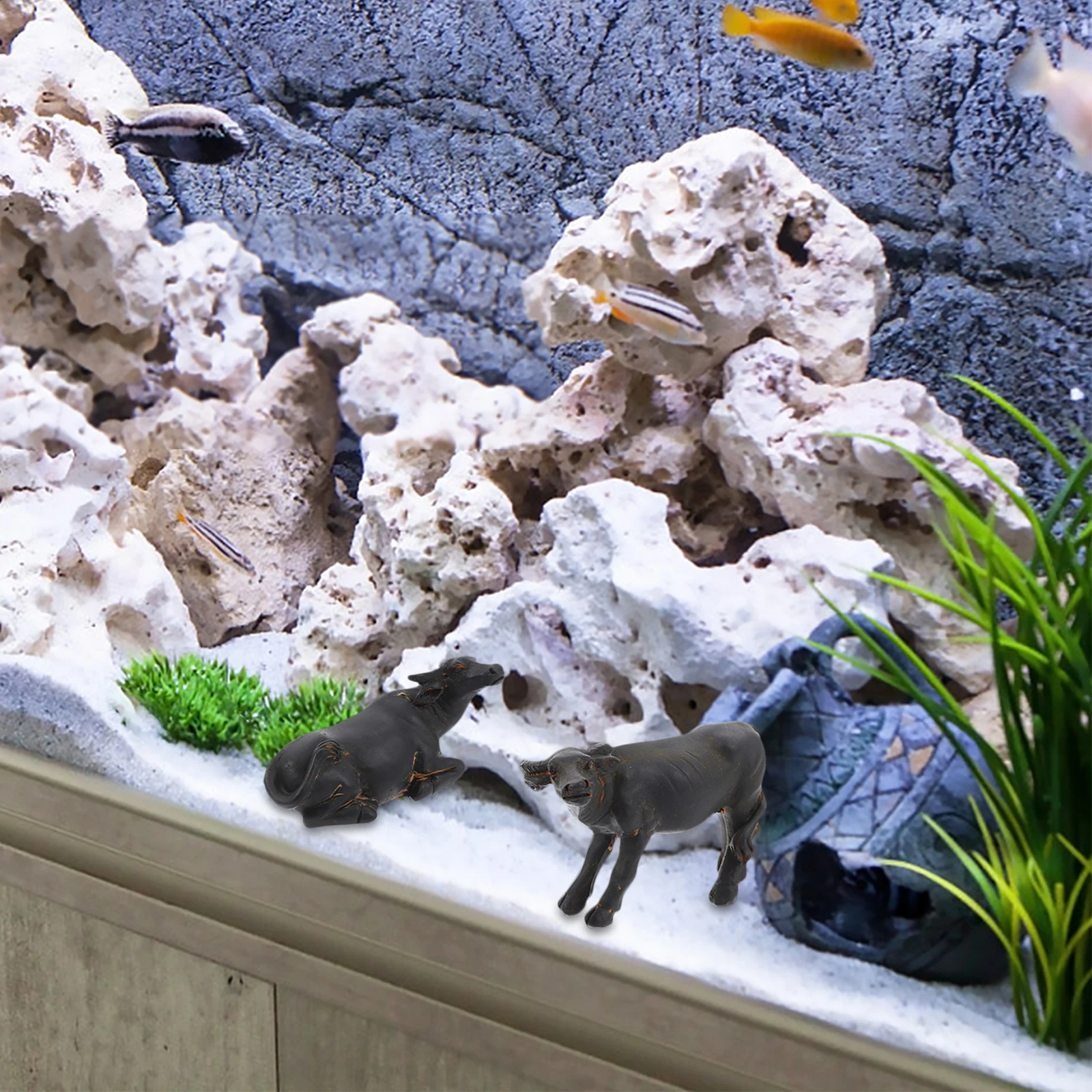 

2pcs Realistic Buffalo Ornament Resin Animal Figure Handcrafted Bull Decoration Fish Tank Garden Desktop Landscaping Wildlife