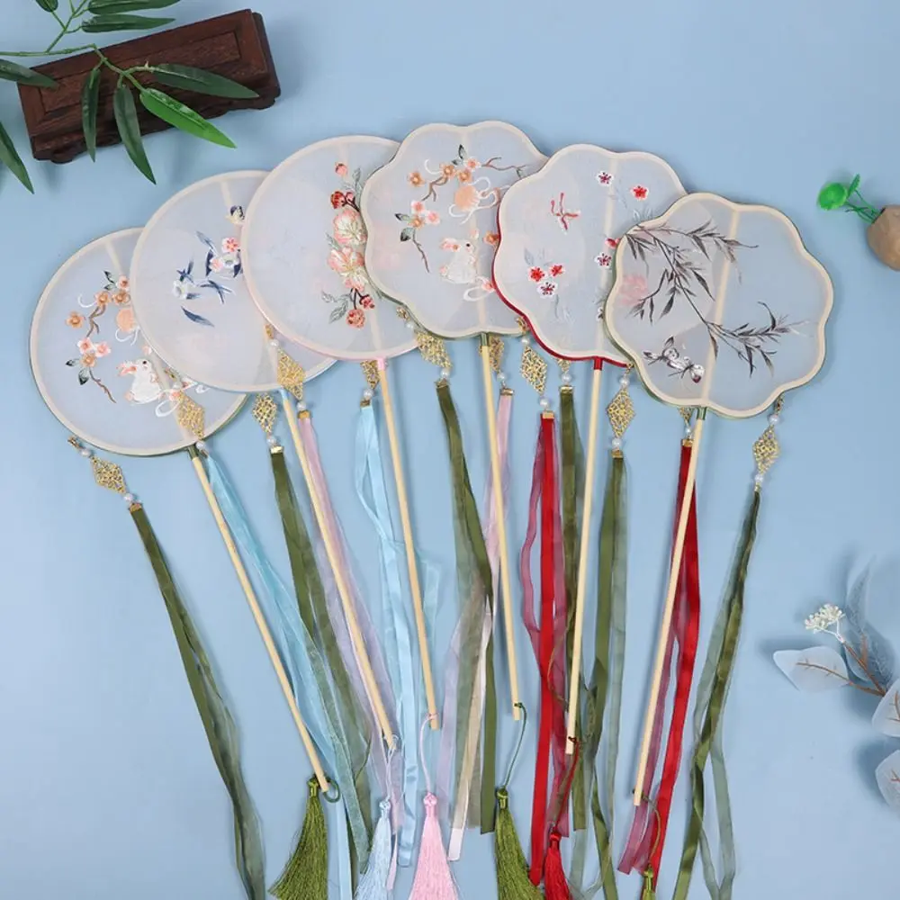 Classical Chinese Style Round Fan Embroidered Vintage Long Handle Silk Fan With Tassel Semi-transparent Hanfu Hand Fan